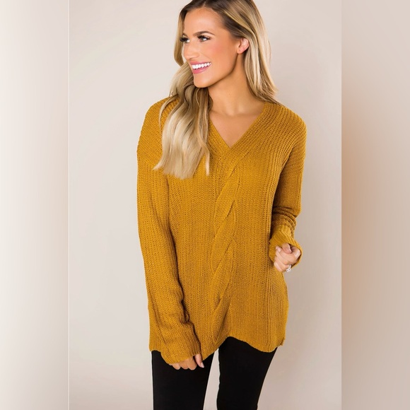 NWT Mustard Yellow Gold Cable Knit Sweater - Picture 3 of 8